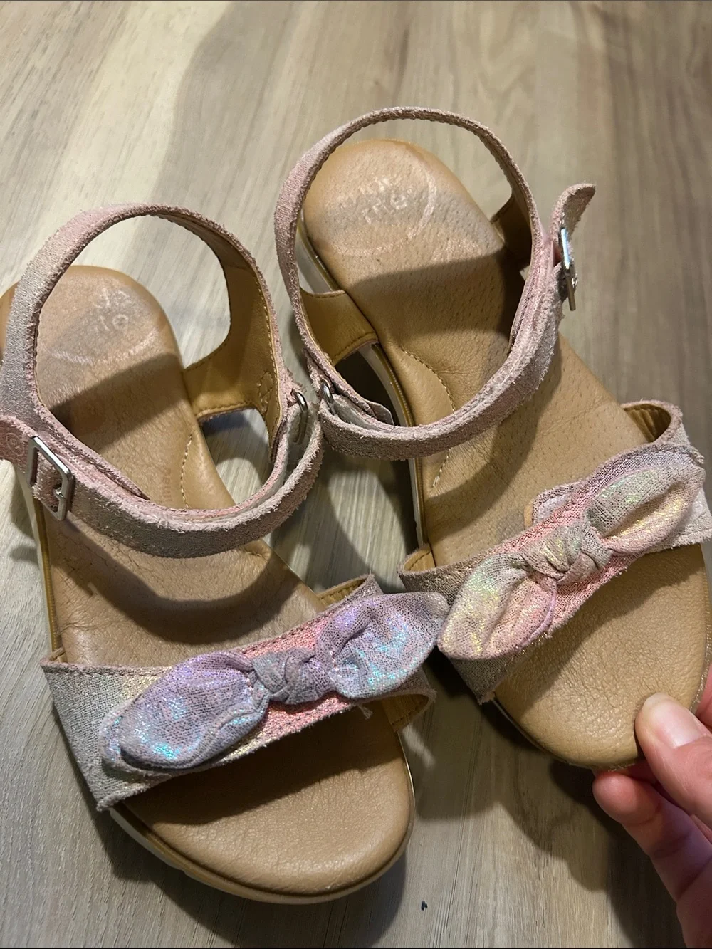 Stride Rite Pink Glitter Bow Girls' Sandals Big Kids 2W